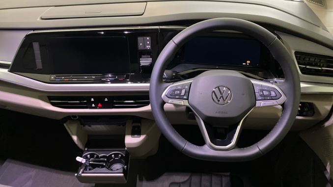Volkswagen Multivan 2.0 TDI Life 5dr DSG Diesel Estate - Image 9